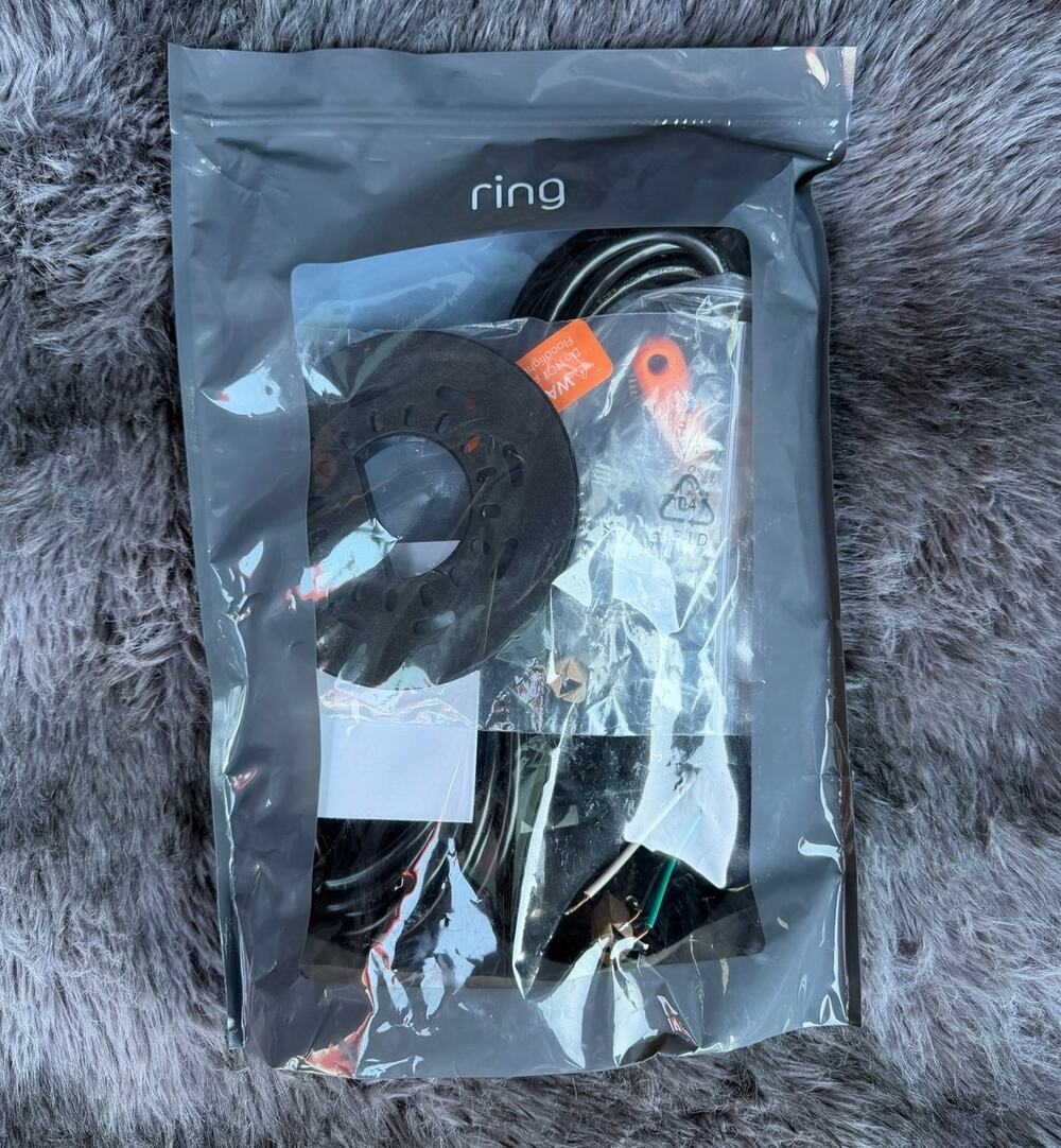 Ring Plug-In Mount for Floodlight Cam Wired Pro Plus Black 20ft New 810019529924